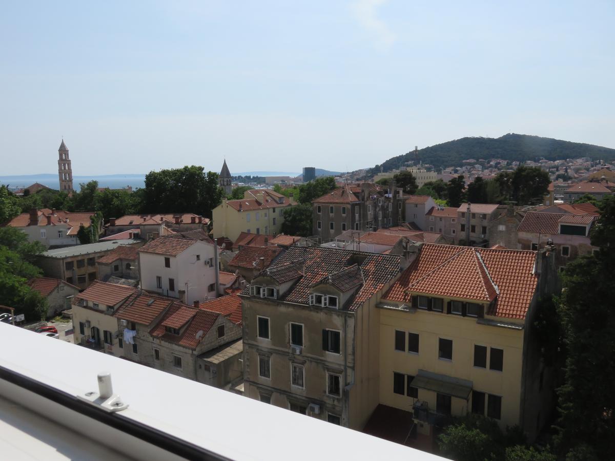 Apartments Istarska Street (Adults Only) Split Buitenkant foto
