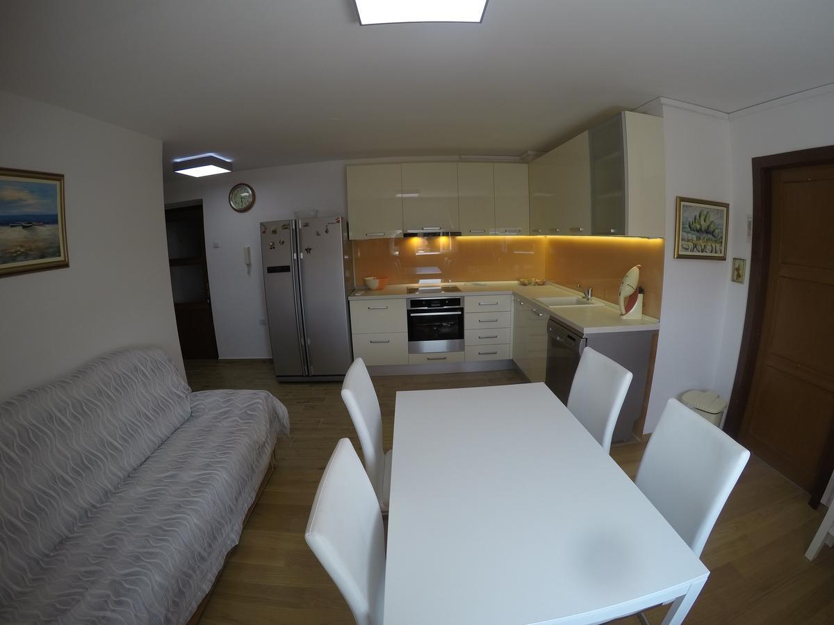 Apartments Istarska Street (Adults Only) Split Buitenkant foto