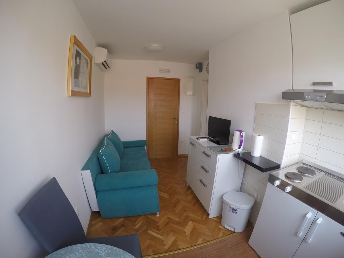 Apartments Istarska Street (Adults Only) Split Buitenkant foto